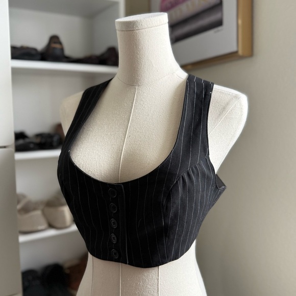 Bobby J Black and White Stripped Vest Crop Top Size Small - Picture 2 of 5